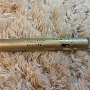 Stila HUGE extreme lash mascara